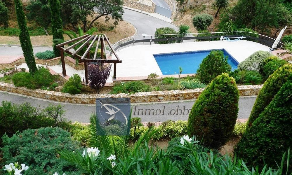 3 sypialnia Willa na sprzedaż w Platja d'Aro z basenem garażem - 820 000 € (Ref: 6076429)