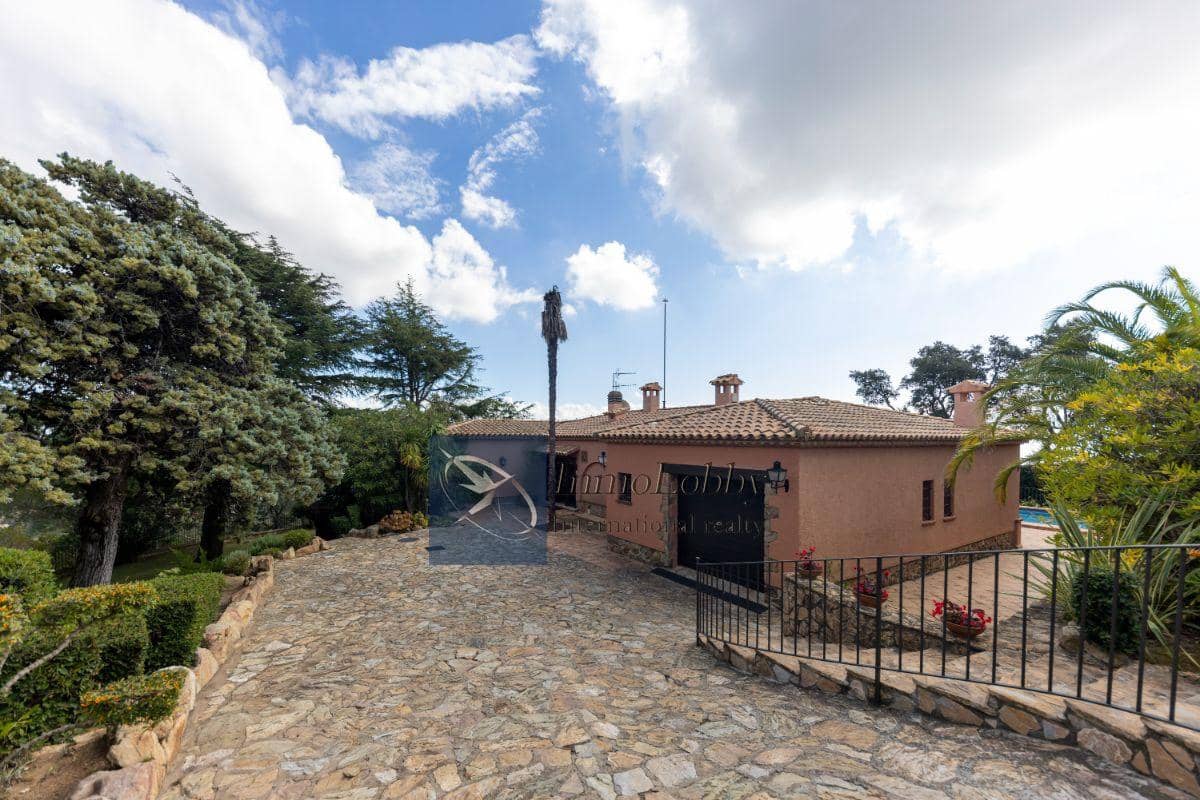 4 bedroom Villa for sale in Castell-Platja d'Aro with pool - € 1,650,000 (Ref: 7260654)
