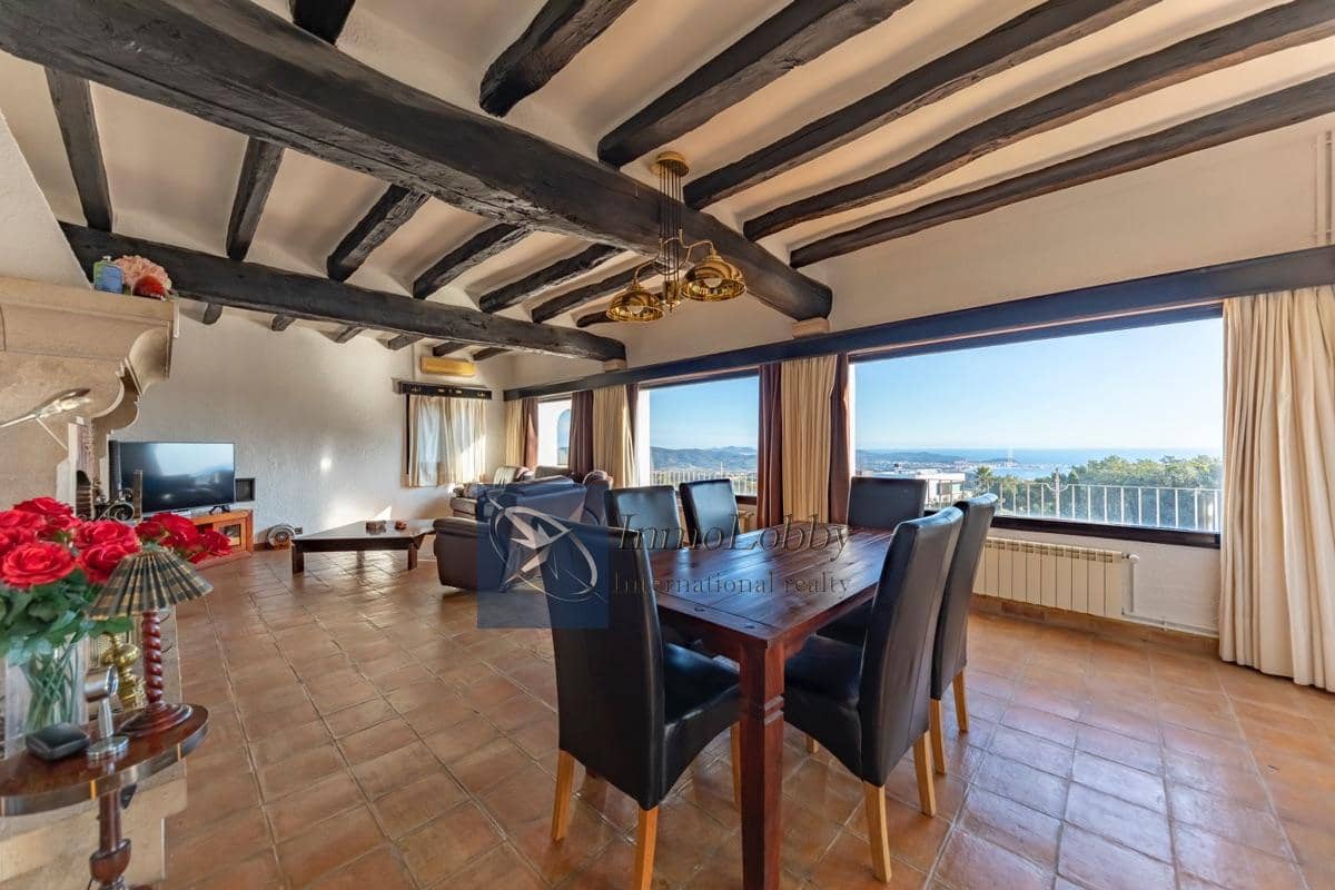 6 slaapkamer Villa te koop in Platja d'Aro met garage - € 585.000 (Ref: 7260672)