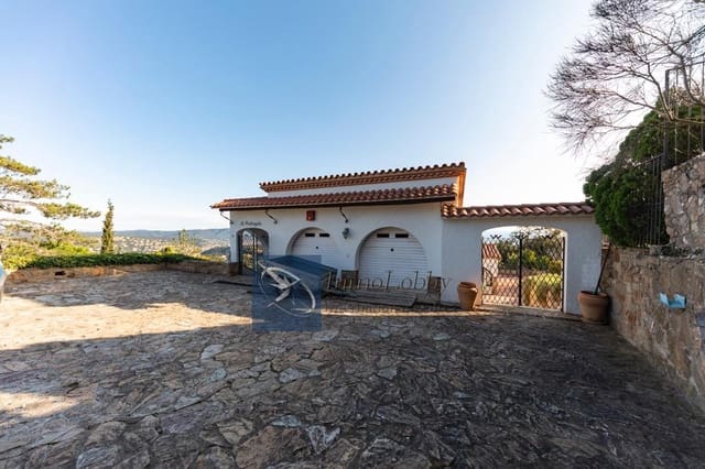 6 slaapkamer Villa te koop in Platja d'Aro, Castell-Platja d'Aro met garage - € 585.000 (Ref: 7260672)