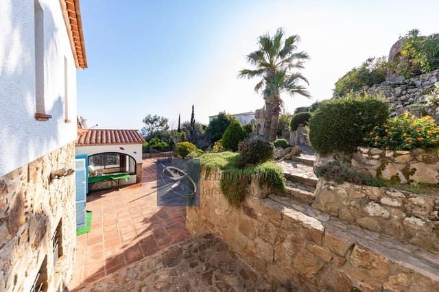 6 slaapkamer Villa te koop in Platja d'Aro, Castell-Platja d'Aro met garage - € 585.000 (Ref: 7260672)