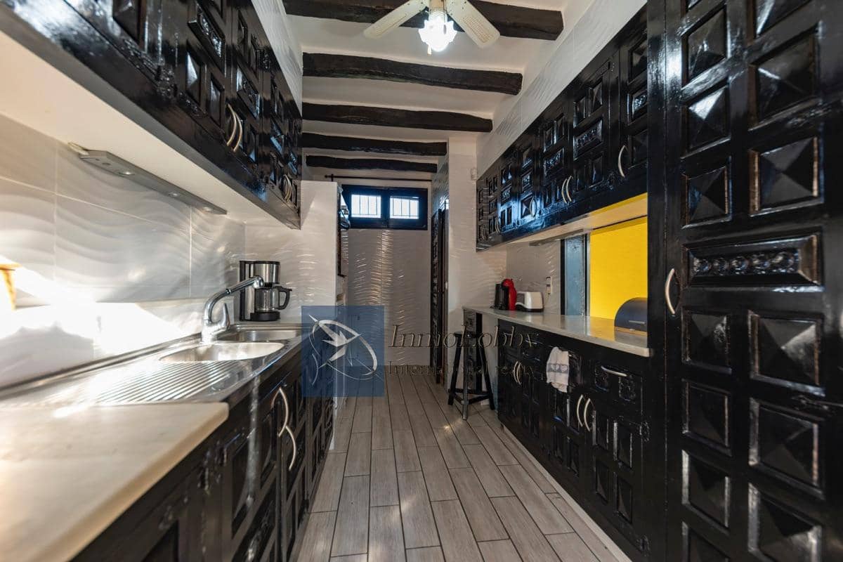 6 slaapkamer Villa te koop in Platja d'Aro met garage - € 585.000 (Ref: 7260672)