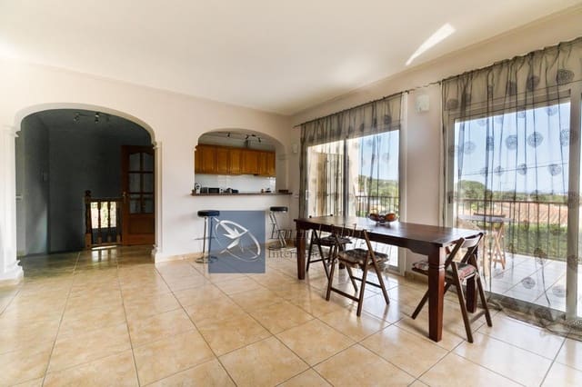 Chalet de 4 habitaciones en Calonge i Sant Antoni en venta con piscina garaje - 490.000 € (Ref: 7260690)