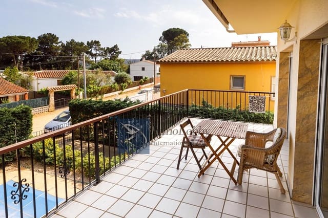 Chalet de 4 habitaciones en Calonge i Sant Antoni en venta con piscina garaje - 490.000 € (Ref: 7260690)