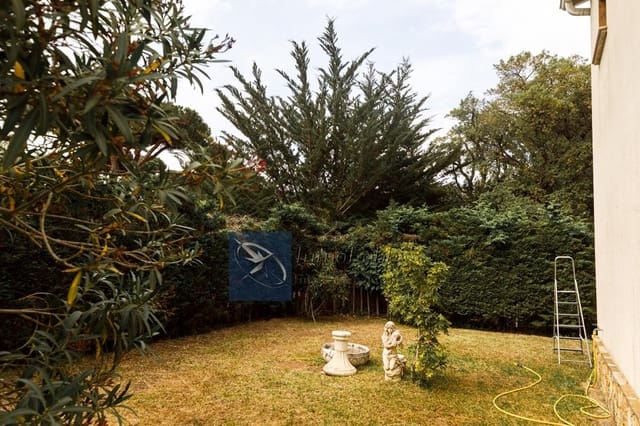 Chalet de 4 habitaciones en Calonge i Sant Antoni en venta con piscina garaje - 490.000 € (Ref: 7260690)