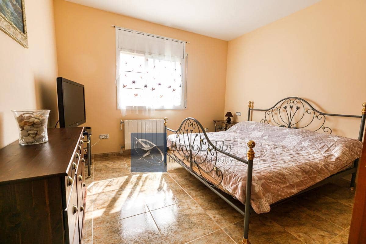 Chalet de 4 habitaciones en Calonge i Sant Antoni en venta con piscina garaje - 490.000 € (Ref: 7260690)