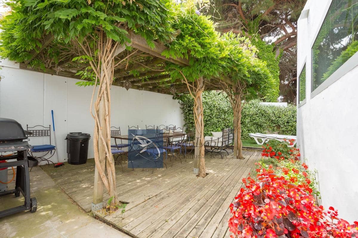 4 chambre Villa/Maison à vendre à S'Agaro avec piscine garage - 2 950 000 € (Ref: 7266138)