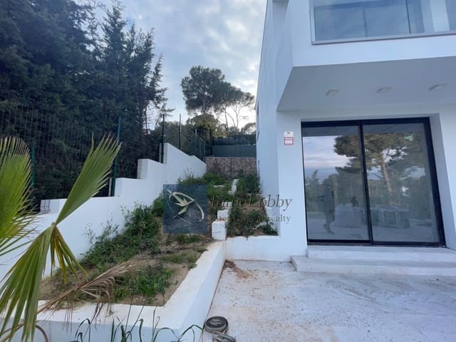 5 Zimmer Villa zu verkaufen in Sant Antoni de Calonge, Calonge i Sant Antoni mit Pool Garage - 995.000 € (Ref: 7266162)