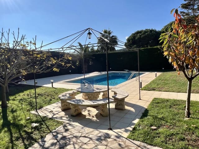 5 chambre Villa/Maison à vendre à Sant Antoni de Calonge, Calonge i Sant Antoni avec piscine garage - 950 000 € (Ref: 7268048)