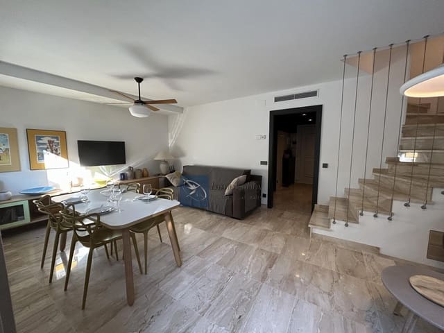 3 soveværelse Semi-Rækkehus til leje i Platja d'Aro, Castell-Platja d'Aro med swimmingpool garage - € 5.500 (Ref: 7575826)