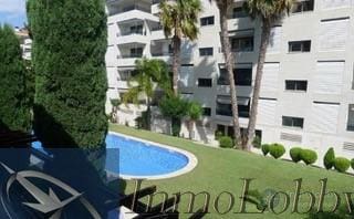 3 soveværelse Semi-Rækkehus til leje i Platja d'Aro, Castell-Platja d'Aro med swimmingpool garage - € 7.000 (Ref: 7624093)
