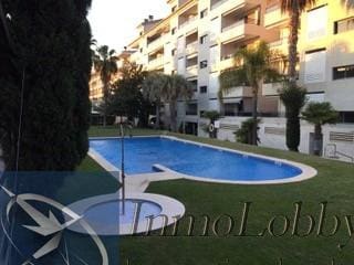 3 soveværelse Semi-Rækkehus til leje i Platja d'Aro, Castell-Platja d'Aro med swimmingpool garage - € 7.000 (Ref: 7624093)