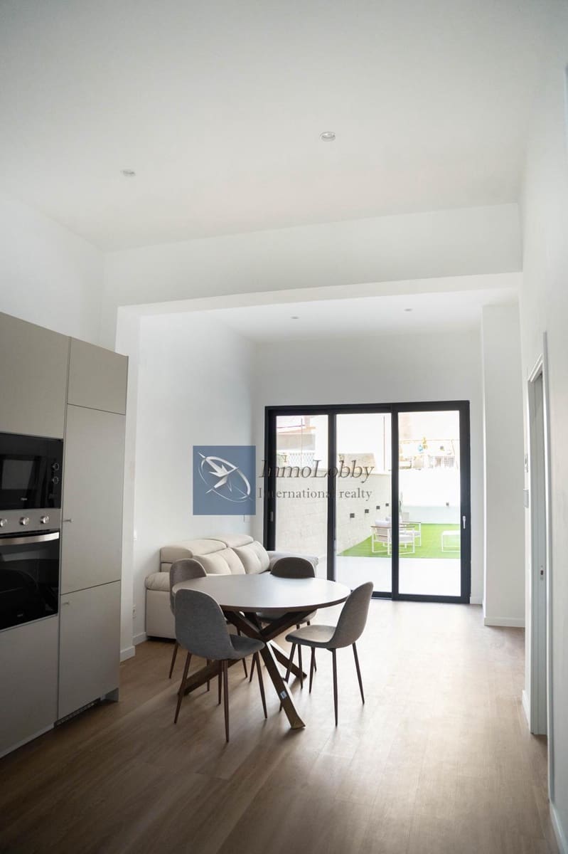 2 soveværelse Lejlighed til salg i Barcelona by - € 350.000 (Ref: 8772762)