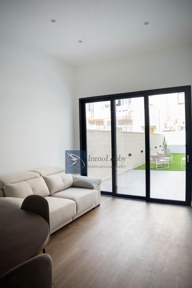 2 soveværelse Lejlighed til salg i Barcelona by - € 350.000 (Ref: 8772762)