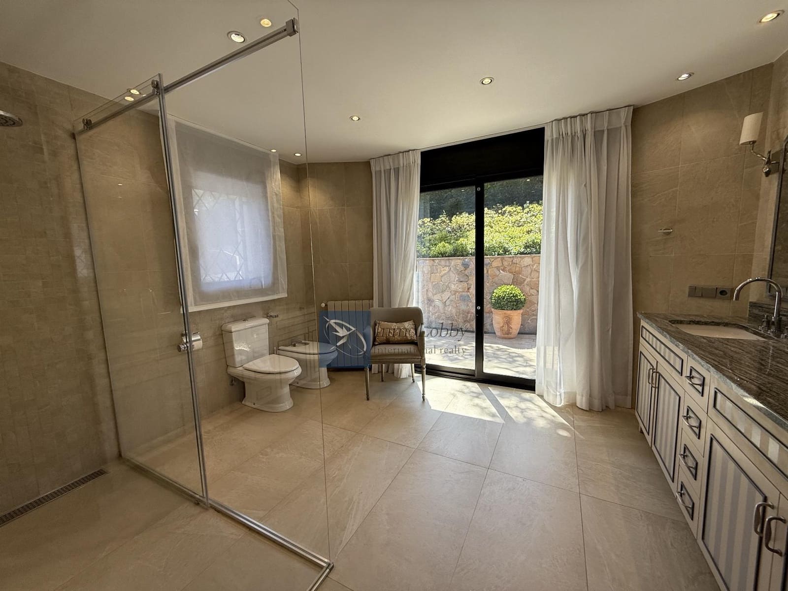 5 chambre Villa/Maison à vendre à Santa Cristina d'Aro avec piscine garage - 2 500 000 € (Ref: 8929711)