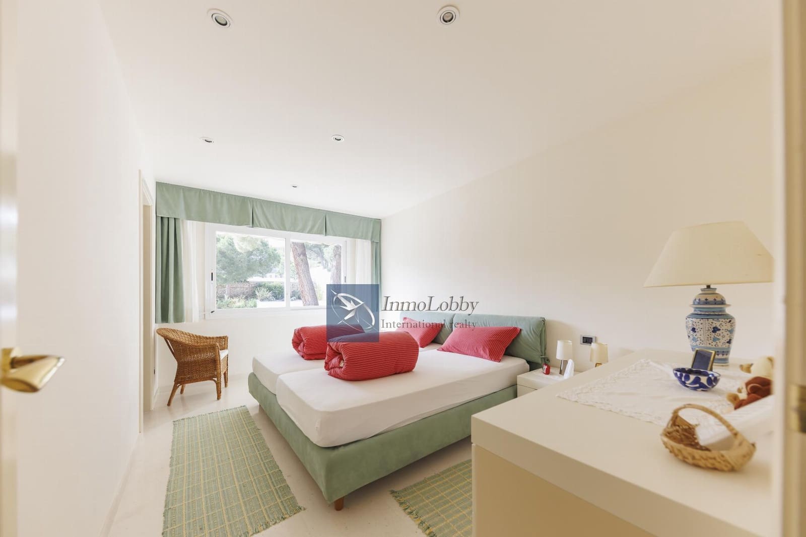 7 slaapkamer Villa te koop in S'Agaro met zwembad garage - € 4.500.000 (Ref: 8939843)