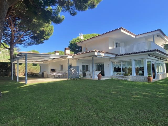 7 bedroom Villa for sale in S'Agaro, Castell-Platja d'Aro with pool garage - € 4,500,000 (Ref: 8939843)