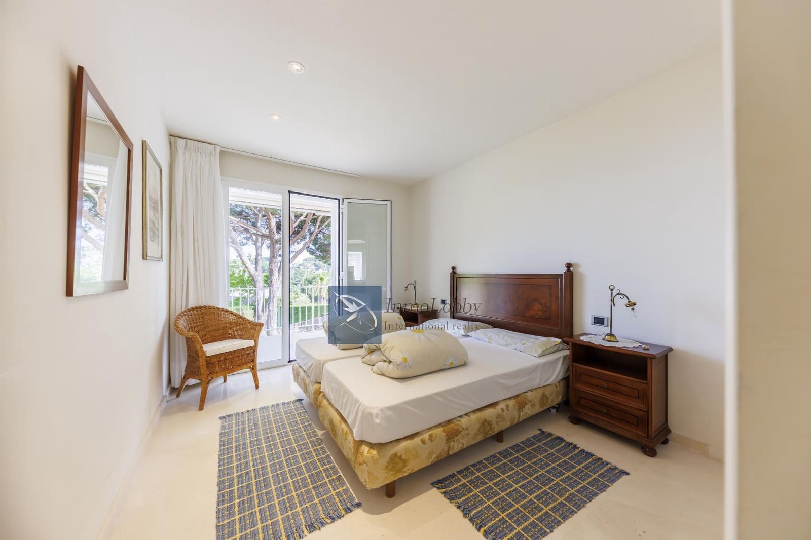 7 slaapkamer Villa te koop in S'Agaro met zwembad garage - € 4.500.000 (Ref: 8939843)