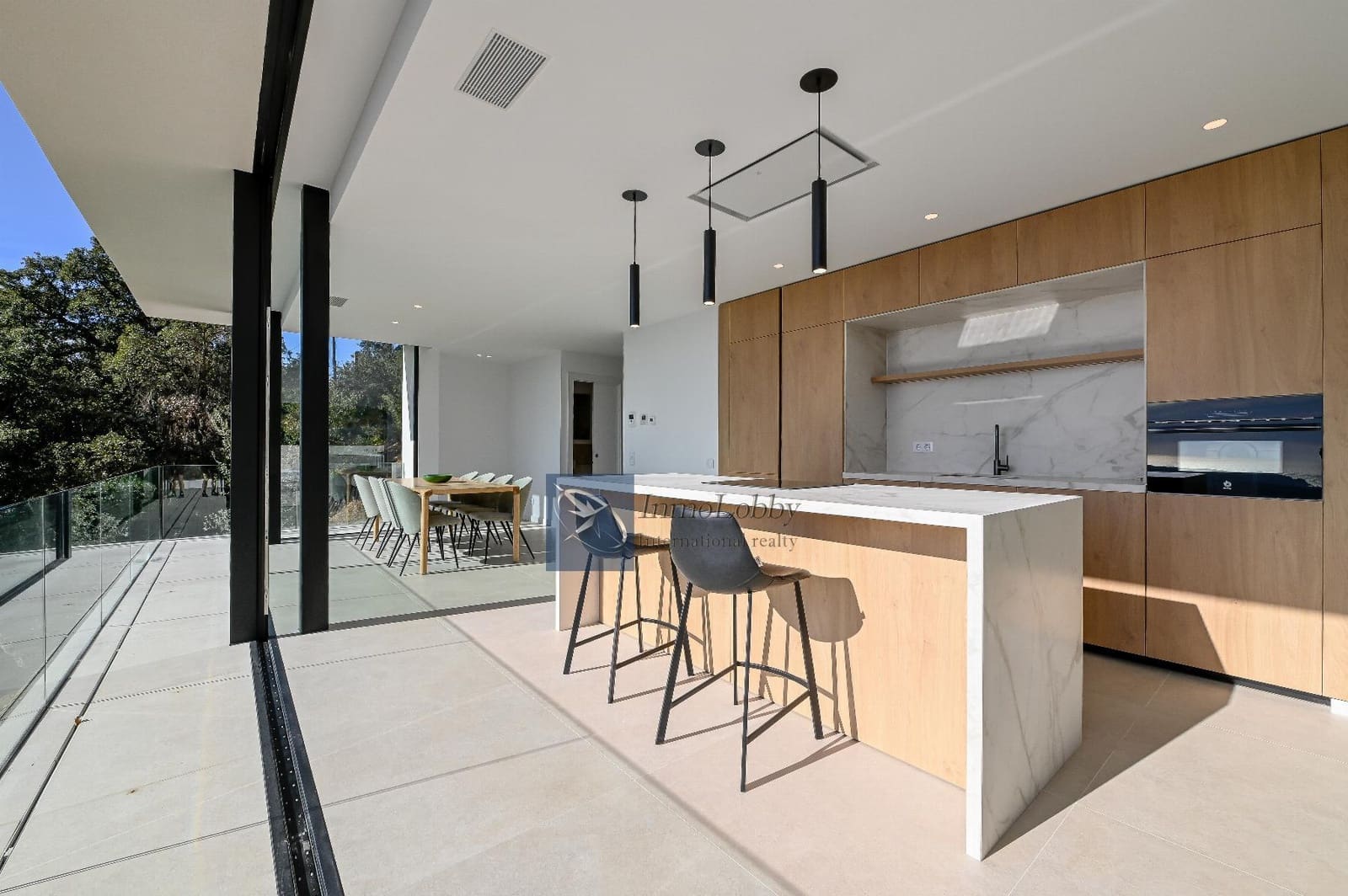 4 soveværelse Villa til salg i Roca de Malvet med swimmingpool garage - € 1.195.000 (Ref: 9035732)