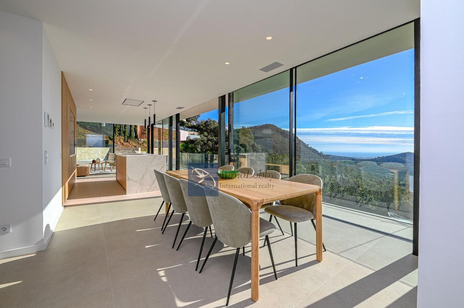 4 soveværelse Villa til salg i Roca de Malvet med swimmingpool garage - € 1.195.000 (Ref: 9035732)