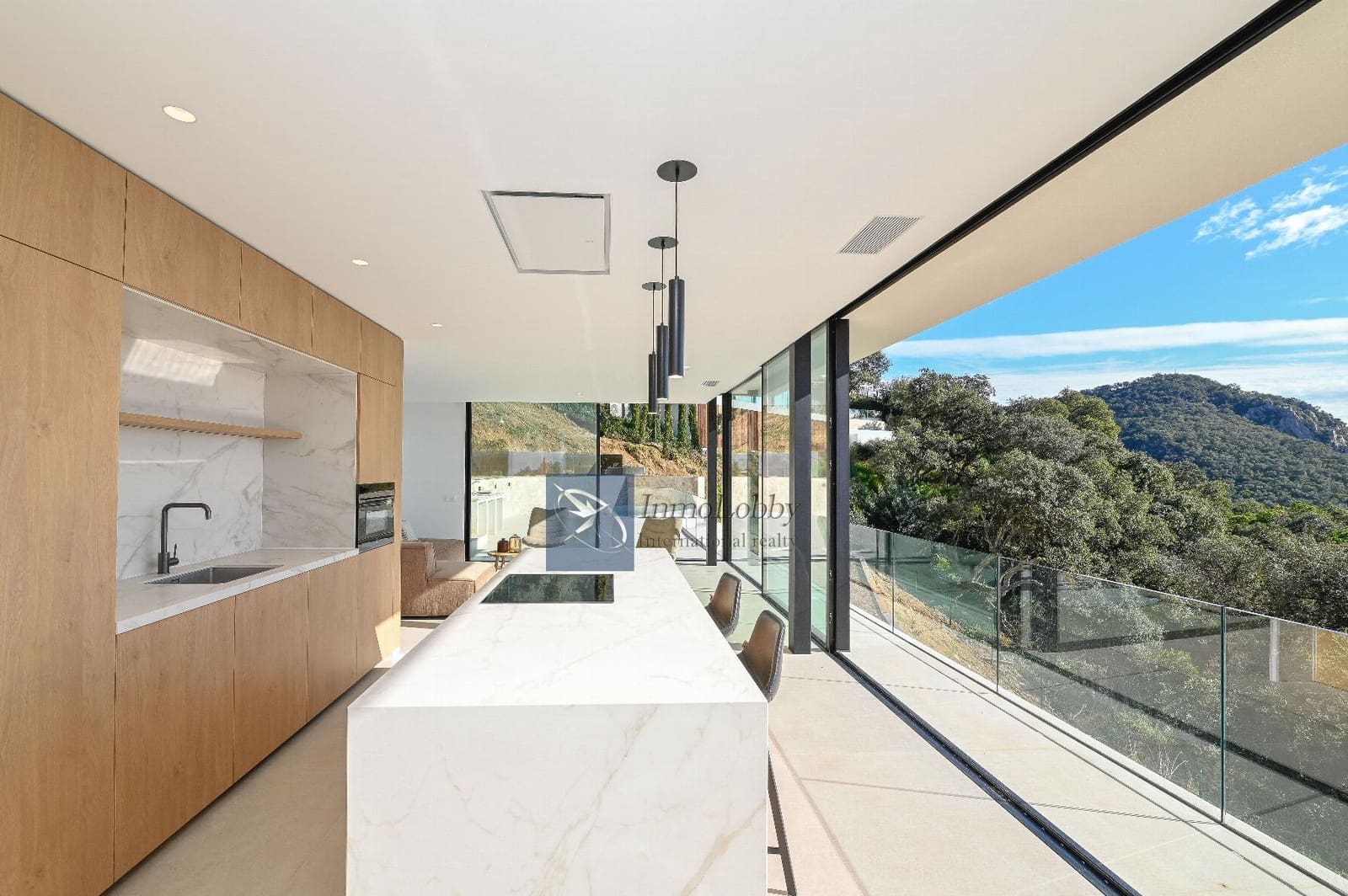 4 soveværelse Villa til salg i Roca de Malvet med swimmingpool garage - € 1.195.000 (Ref: 9035732)