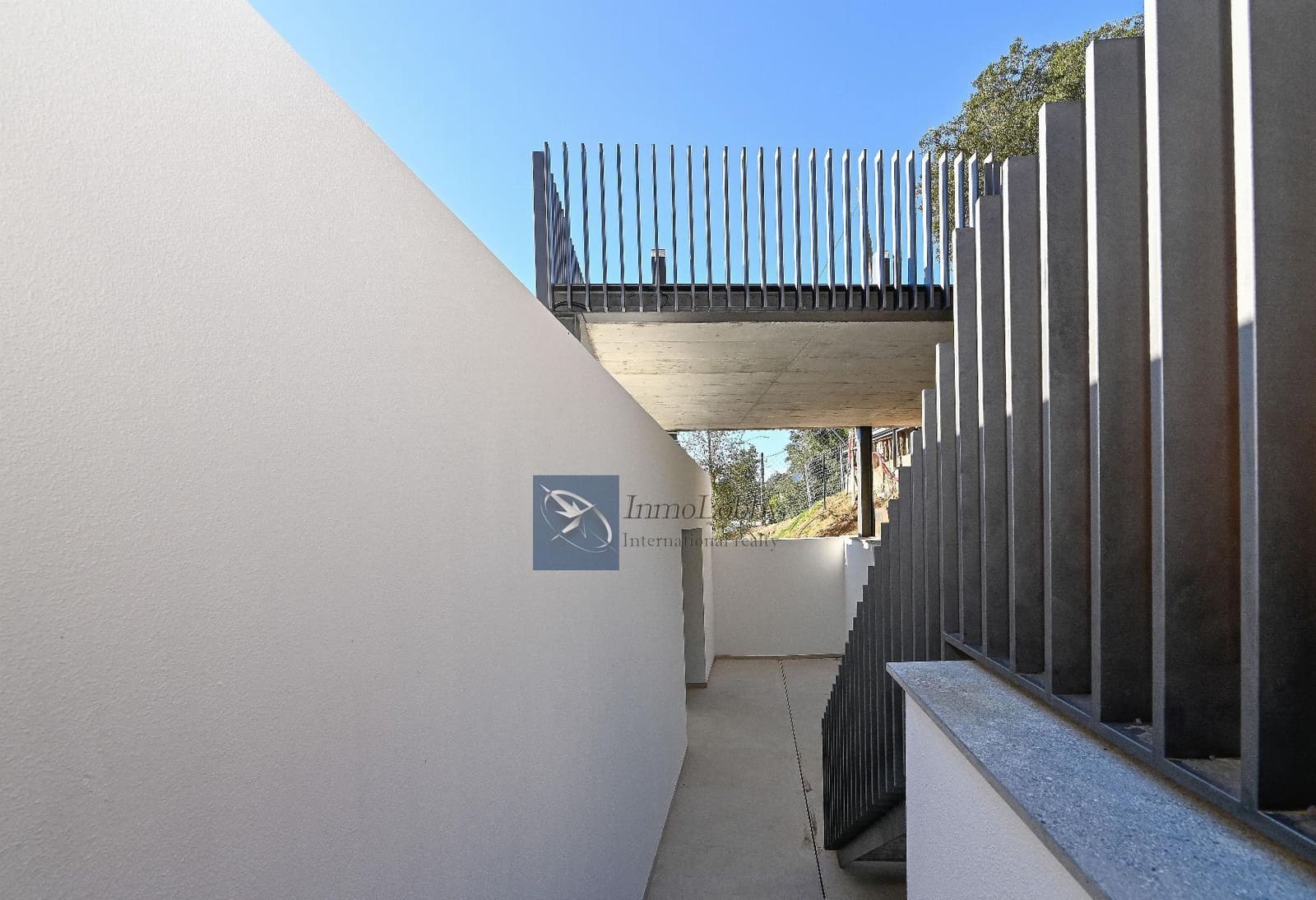 4 soveværelse Villa til salg i Roca de Malvet med swimmingpool garage - € 1.195.000 (Ref: 9035732)