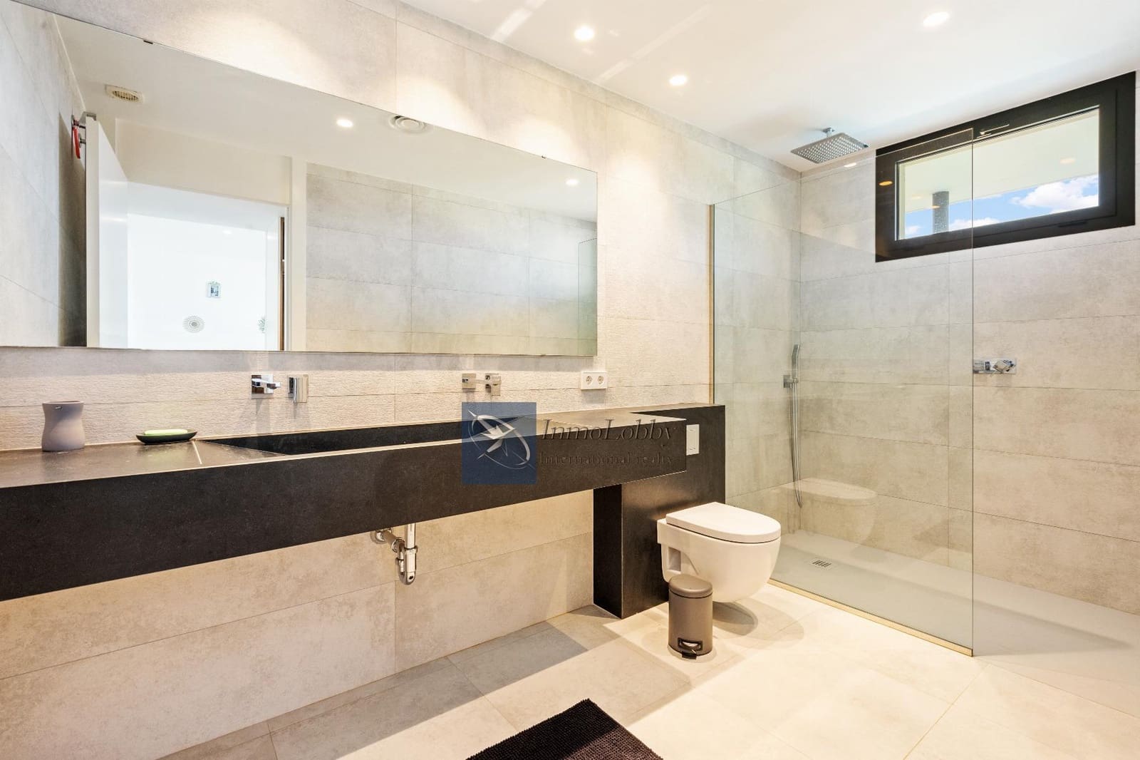 Chalet de 4 habitaciones en Platja d'Aro en venta con piscina garaje - 1.450.000 € (Ref: 9118377)