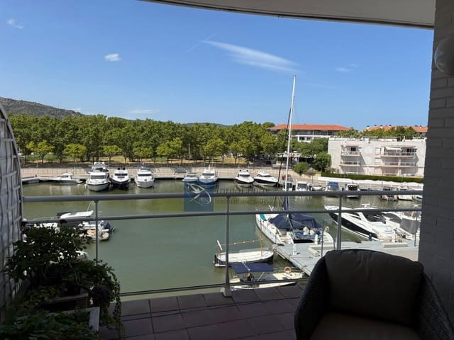 2 makuuhuone Huoneisto lomavuokrausta paikassa Platja d'Aro, Castell-Platja d'Aro mukana uima-altaan 
autotalli - 7 000 € (Ref: 9158834)