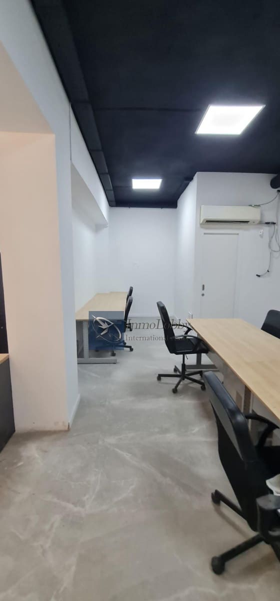 2 soveværelse Kontor til salg i Barcelona by - € 380.000 (Ref: 9194279)