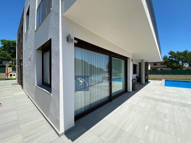 4 soveværelse Villa til salg i Sant Feliu de Guíxols med swimmingpool garage - € 2.000.000 (Ref: 9194280)