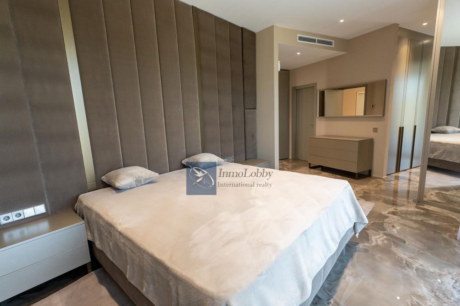 5 chambre Villa/Maison à vendre à Sant Antoni de Calonge avec piscine garage - 4 000 000 € (Ref: 9251612)