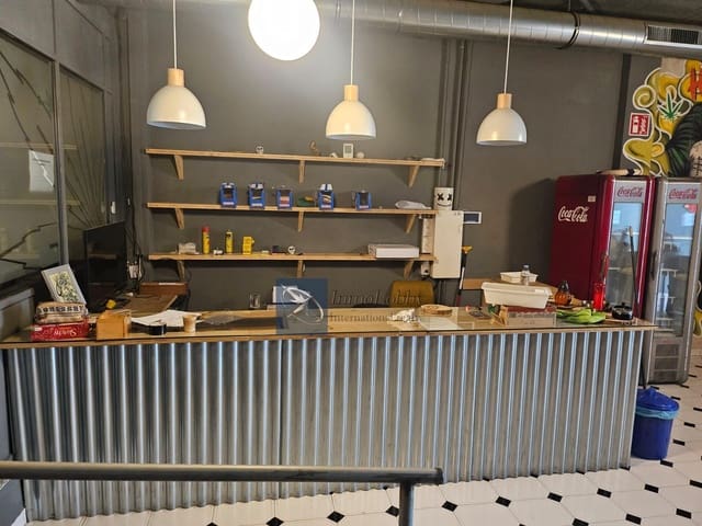 1 soveværelse Erhverv til salg i Platja d'Aro, Castell-Platja d'Aro - € 295.000 (Ref: 9340967)