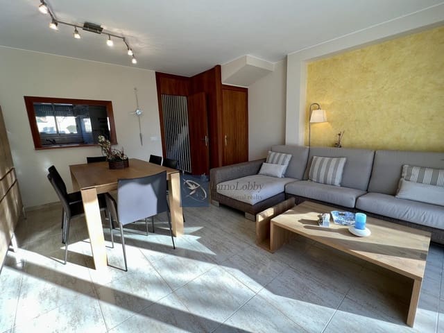 Maison de Ville de 3 chambres à louer à S'Agaro, Castell-Platja d'Aro avec piscine garage - 2 000 € (Ref: 9363480)