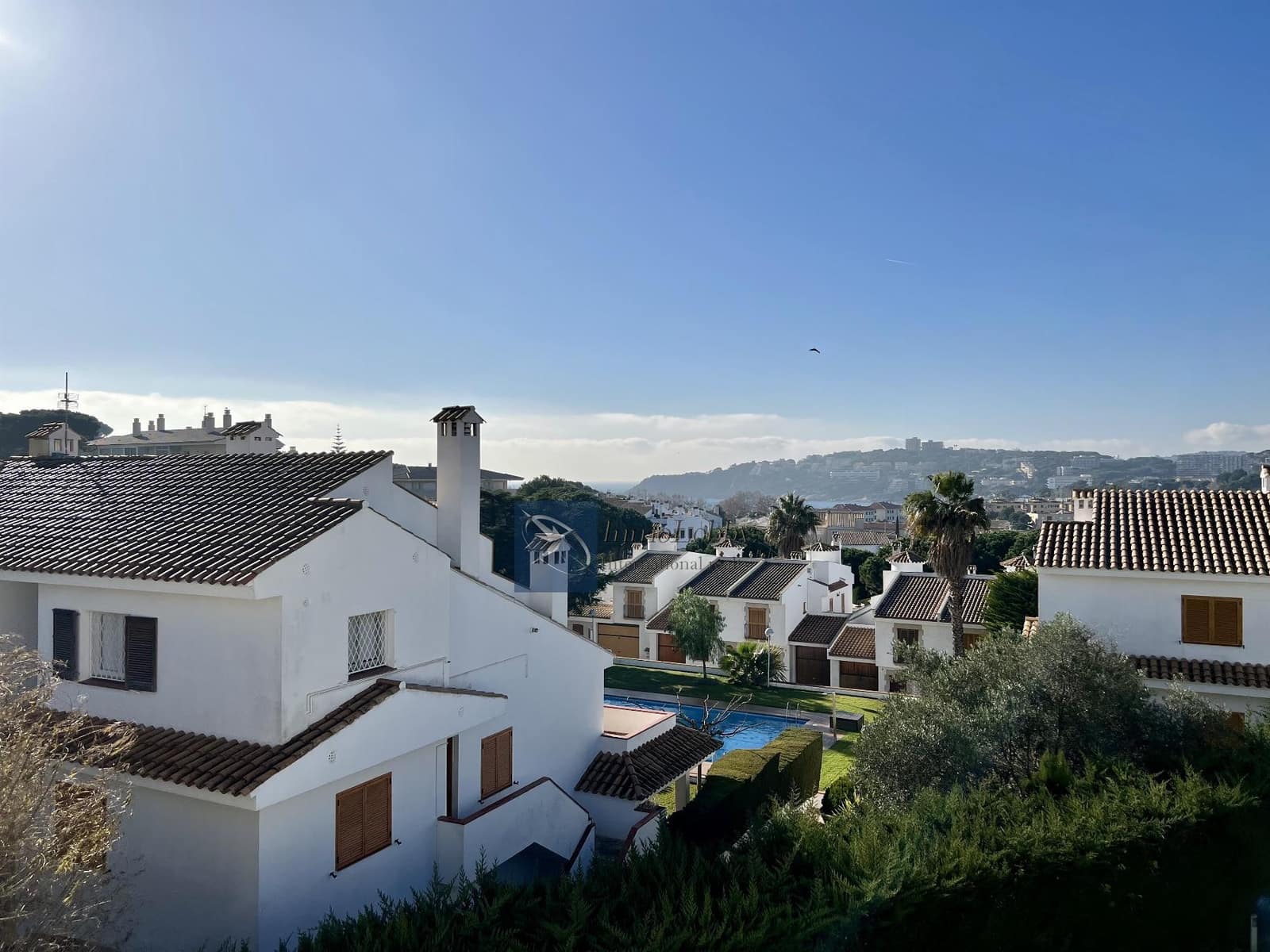 3 soveværelse Byhus til leje i S'Agaro med swimmingpool garage - € 2.000 (Ref: 9363480)