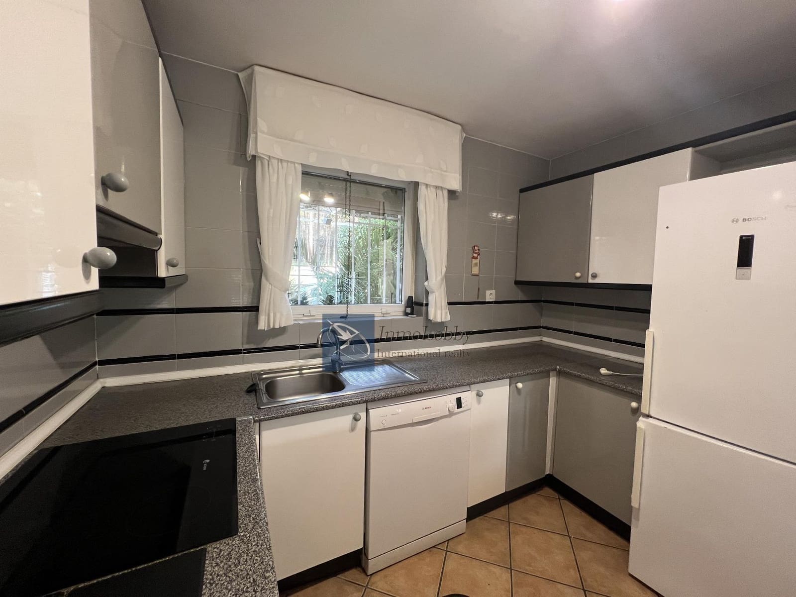 3 camera da letto Casa in vendita in S'Agaro con piscina garage - 390.000 € (Rif: 9400204)