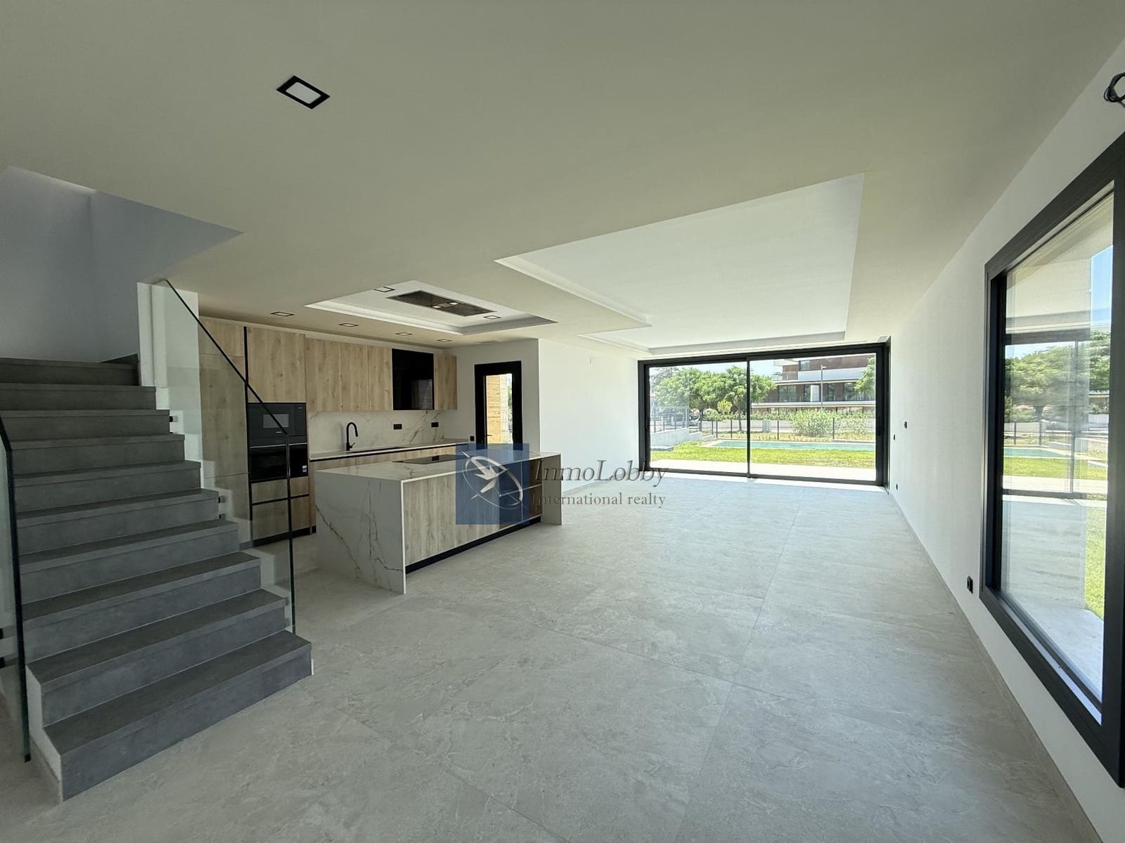 Casa de 4 habitaciones en S'Agaro en venta con piscina garaje - 1.350.000 € (Ref: 9467811)