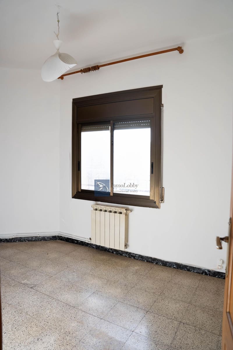 3 soveværelse Byhus til salg i Terrassa med garage - € 210.000 (Ref: 9525804)