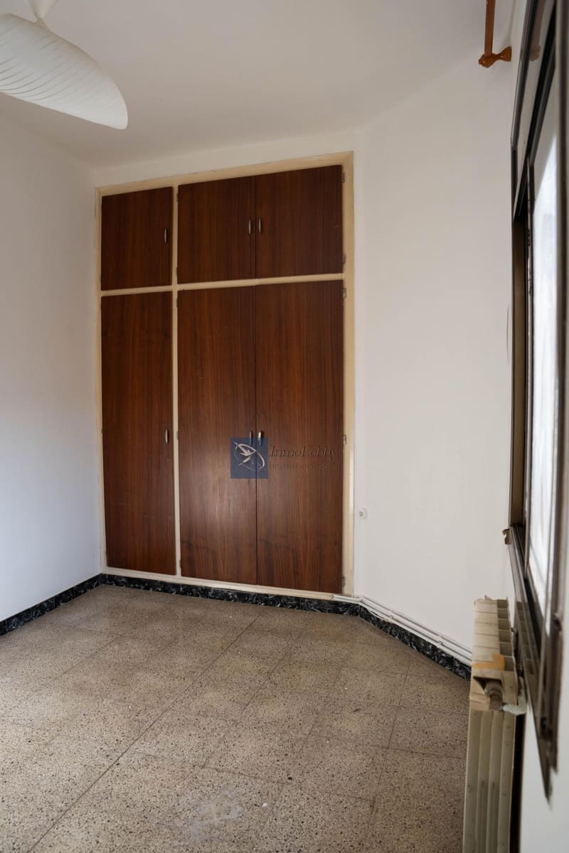 3 soveværelse Byhus til salg i Terrassa med garage - € 210.000 (Ref: 9525804)