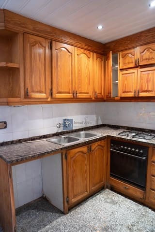 3 soveværelse Byhus til salg i Terrassa med garage - € 210.000 (Ref: 9525804)