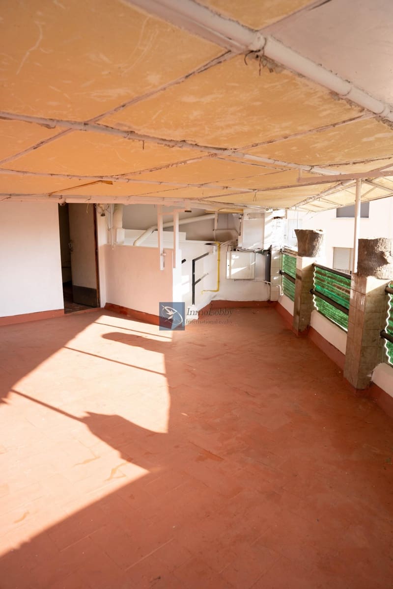 3 soveværelse Byhus til salg i Terrassa med garage - € 210.000 (Ref: 9525804)