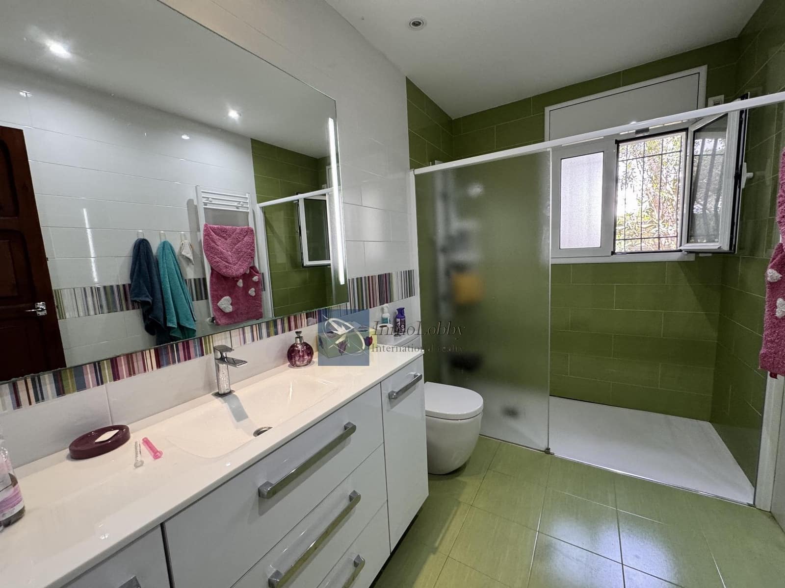 5 soveværelse Villa til salg i S'Agaro med swimmingpool garage - € 850.000 (Ref: 9525805)