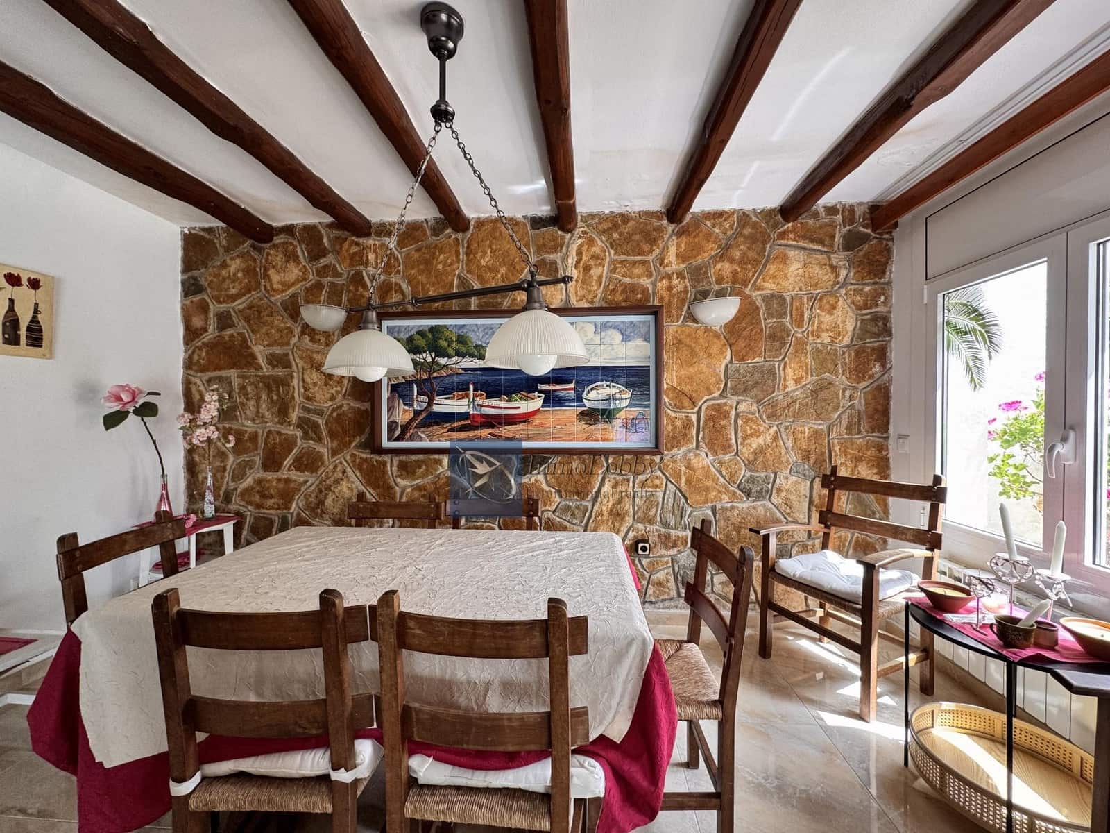 5 soveværelse Villa til salg i S'Agaro med swimmingpool garage - € 850.000 (Ref: 9525805)