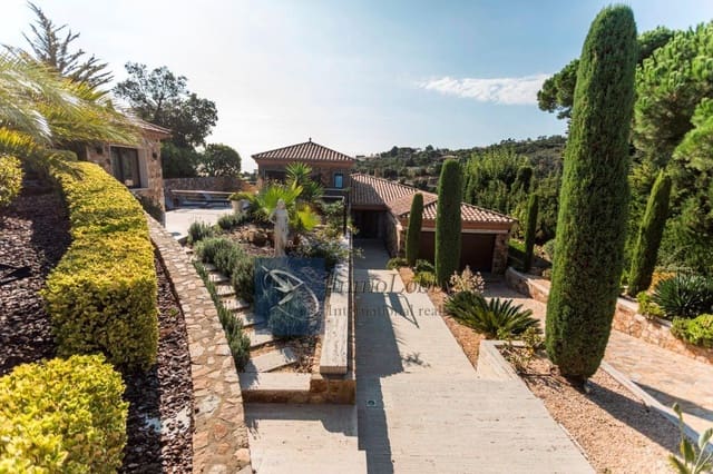 5 sypialnia Willa na kwatery wakacyjne w Platja d'Aro, Castell-Platja d'Aro z basenem garażem - 20 000 € (Ref: 9559899)