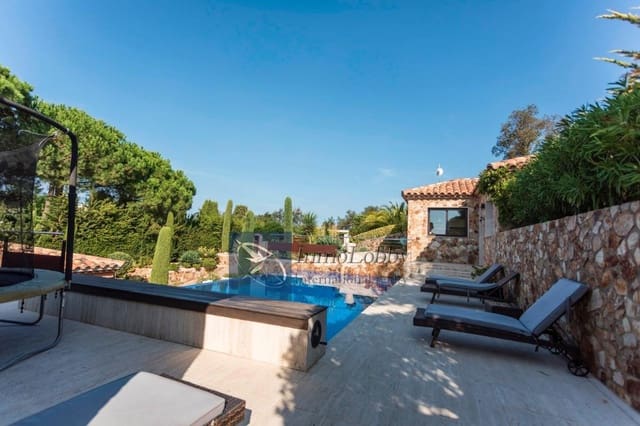 5 bedroom Villa for rent in Platja d'Aro, Castell-Platja d'Aro with pool garage - € 20,000 (Ref: 9559900)