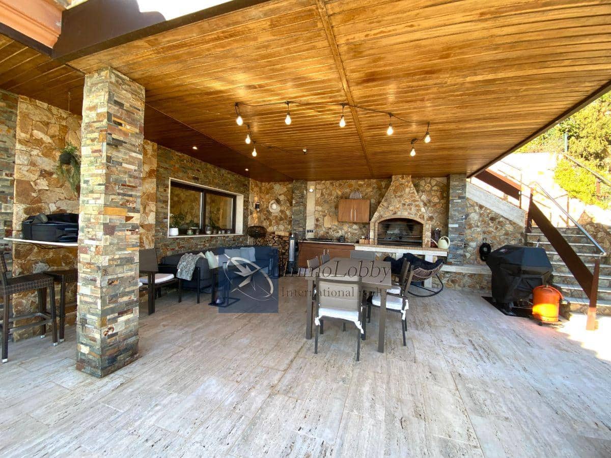 5 bedroom Villa for rent in Platja d'Aro with pool garage - € 20,000 (Ref: 9559900)