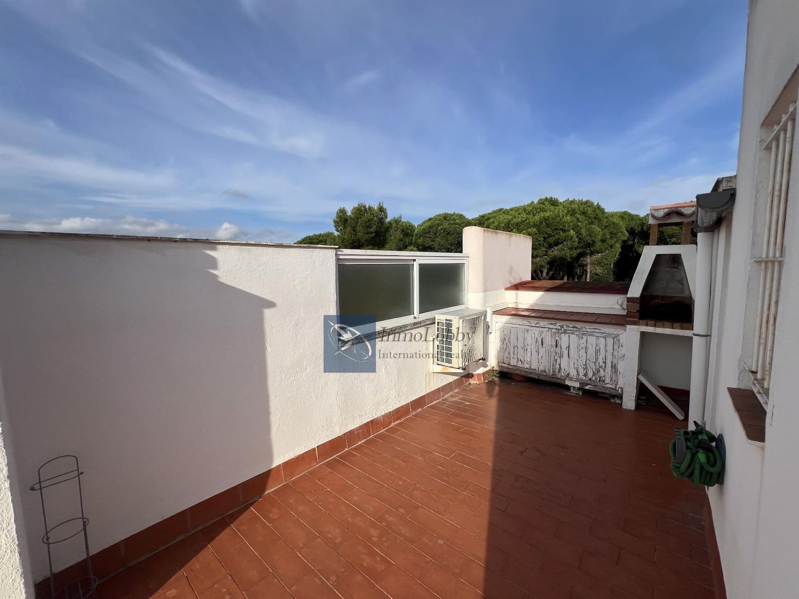 3 bedroom Townhouse for sale in S'Agaro with pool garage - € 380,000 (Ref: 9573428)