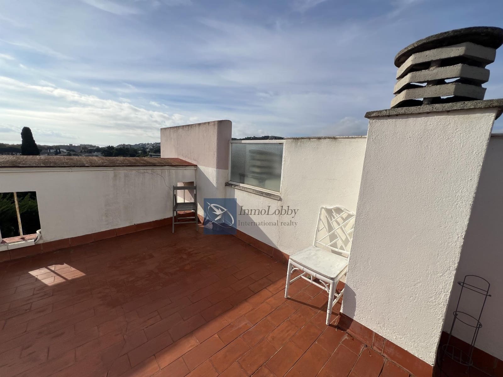 3 bedroom Townhouse for sale in S'Agaro with pool garage - € 380,000 (Ref: 9573428)