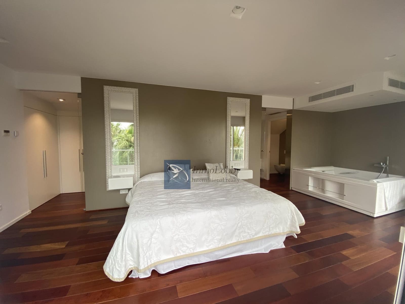 6 bedroom Villa for sale in Platja d'Aro with pool garage - € 3,100,000 (Ref: 9598390)