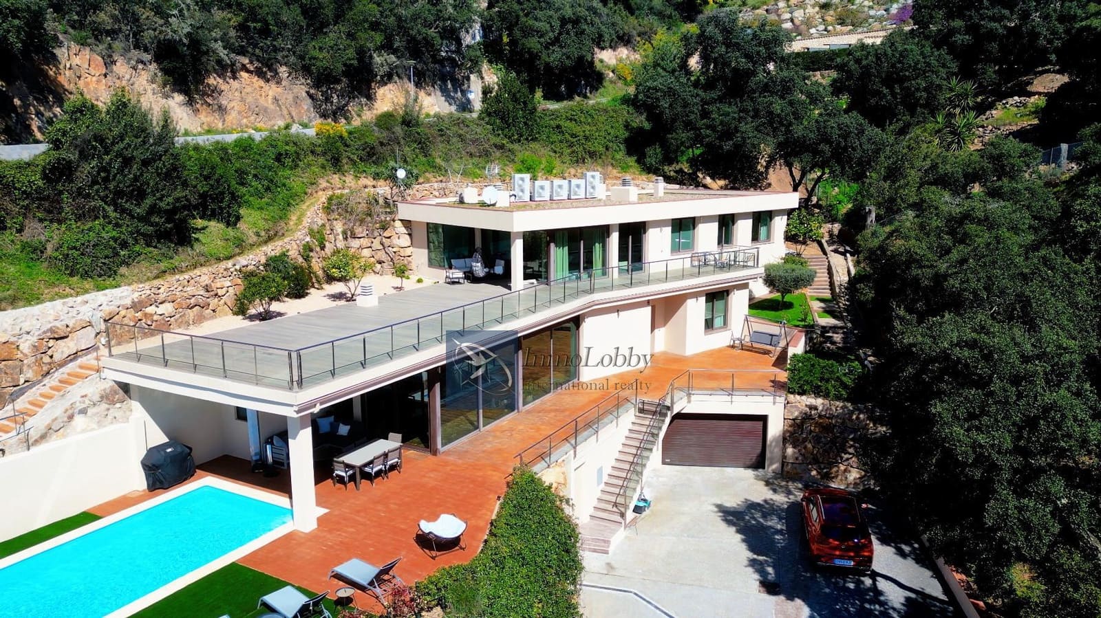 5 makuuhuone Huvila myytävänä paikassa Castell d'Aro mukana uima-altaan 
autotalli - 1 750 000 € (Ref: 9598392)