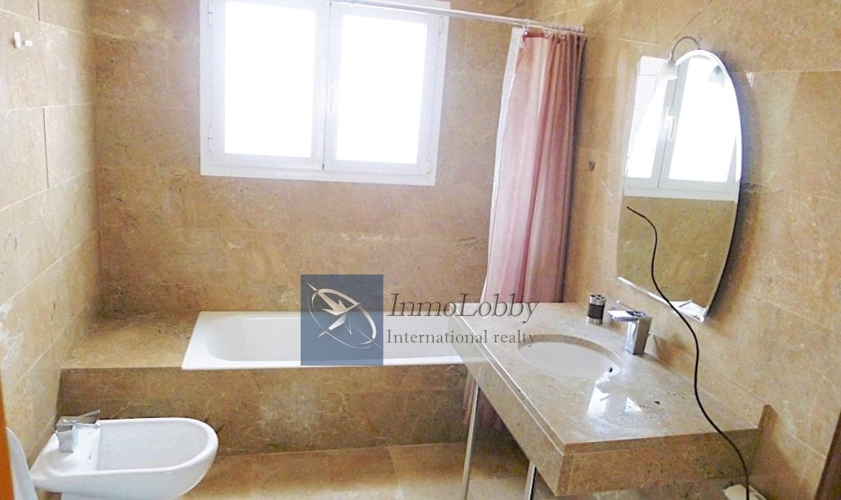 6 makuuhuone Huvila myytävänä paikassa Platja d'Aro mukana uima-altaan 
autotalli - 1 600 000 € (Ref: 9598393)